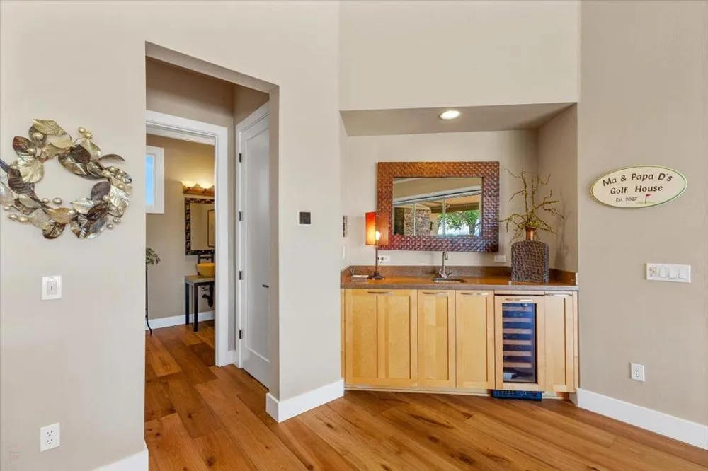 2369 Oak Creek Drive Copperopolis, CA 95228