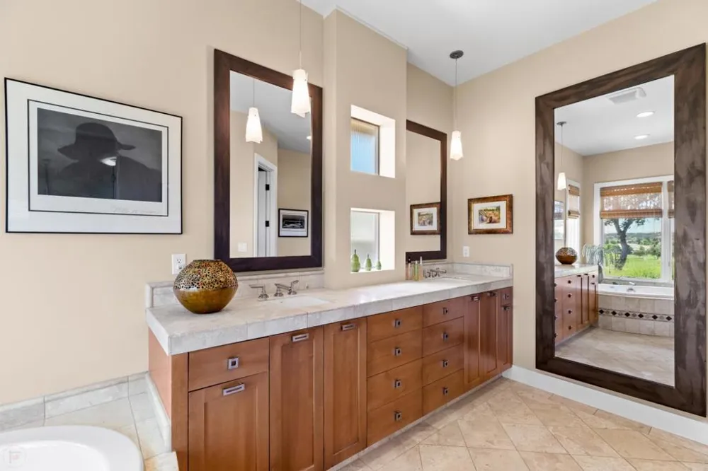 2369 Oak Creek Drive Copperopolis, CA 95228