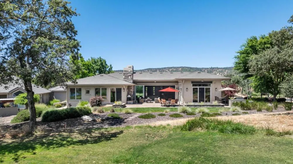 2369 Oak Creek Drive Copperopolis, CA 95228