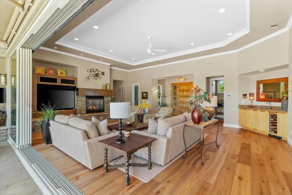 2369 Oak Creek Drive Copperopolis, CA 95228
