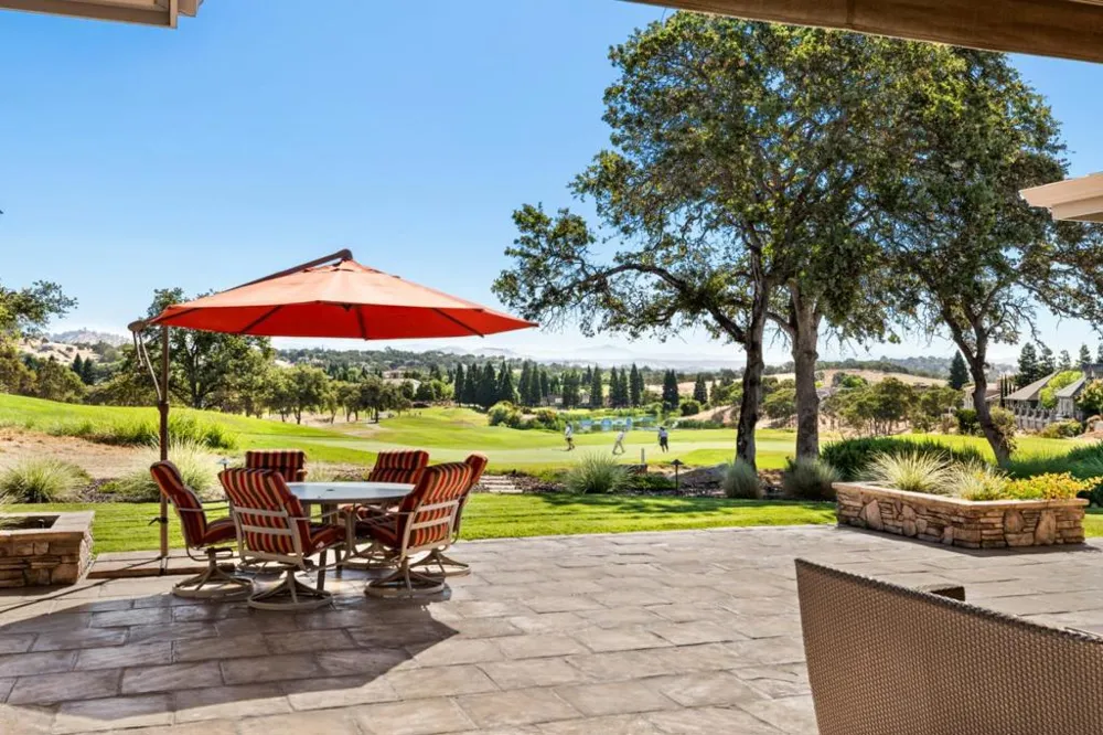2369 Oak Creek Drive Copperopolis, CA 95228
