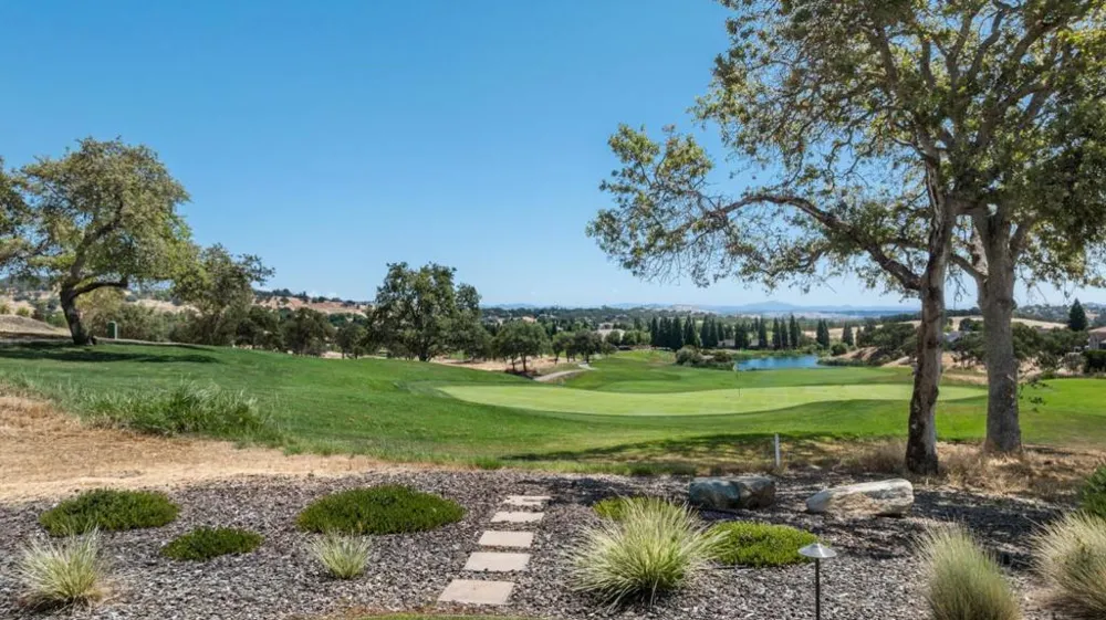 2369 Oak Creek Drive Copperopolis, CA 95228
