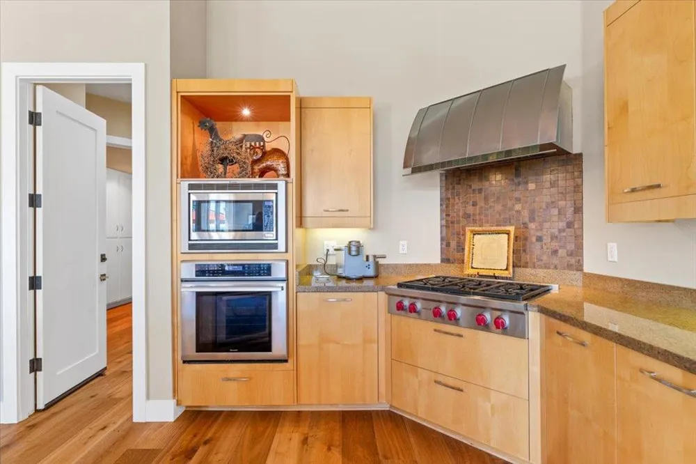 2369 Oak Creek Drive Copperopolis, CA 95228