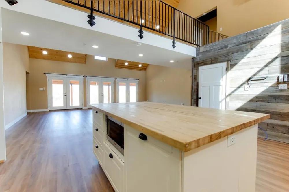 20391 Panoche Road Paicines, CA 95043