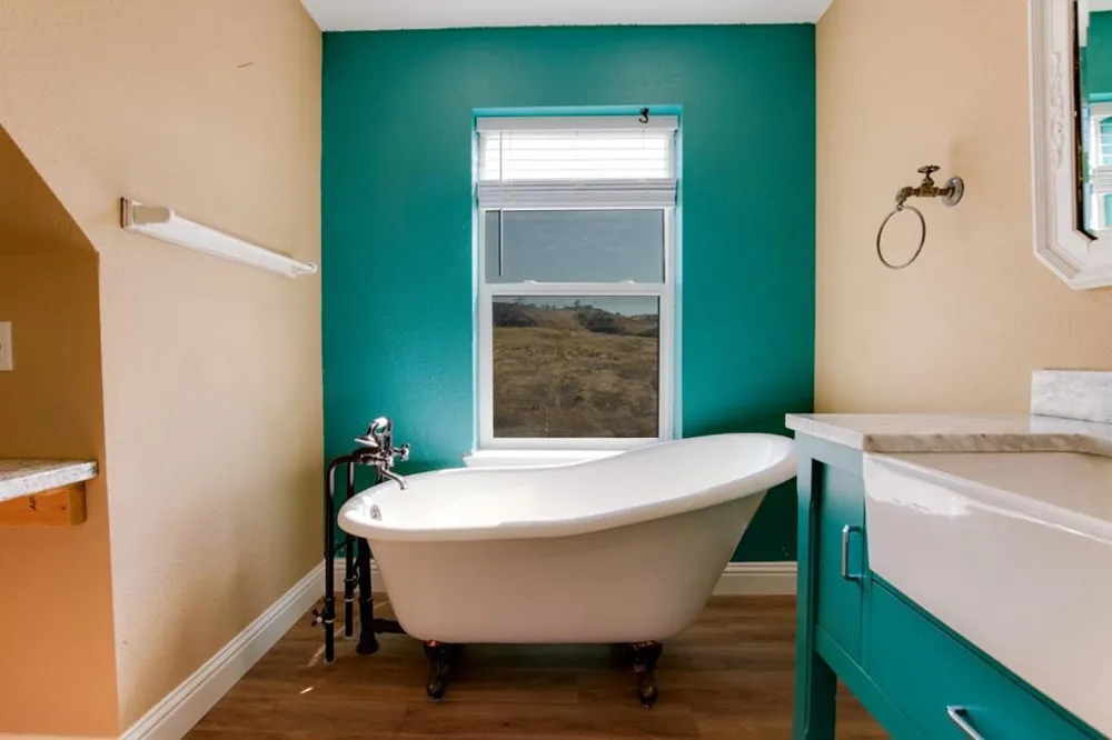 20391 Panoche Road Paicines, CA 95043
