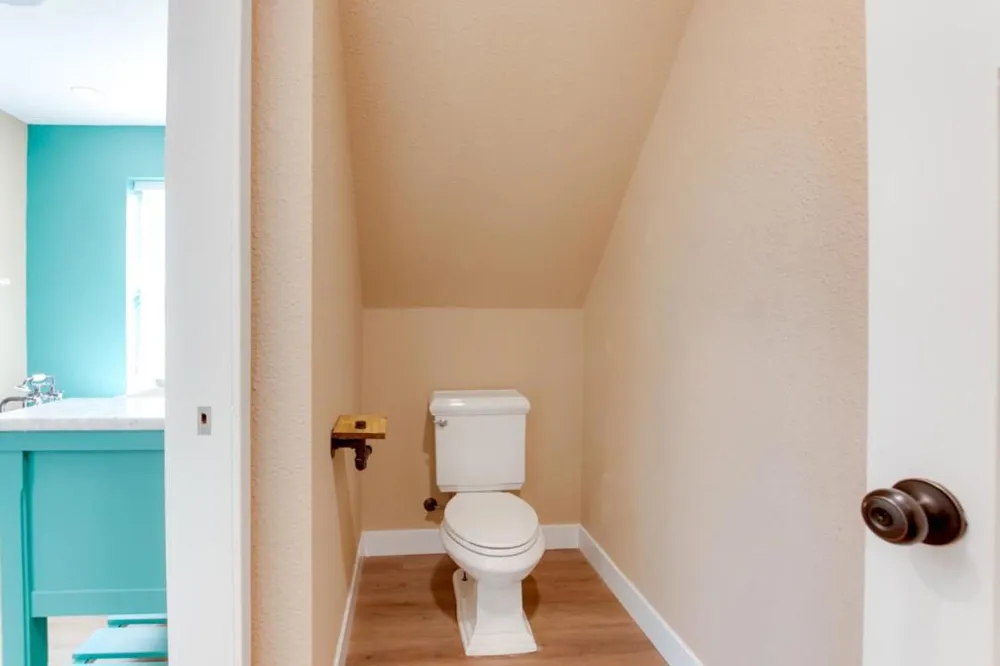 20391 Panoche Road Paicines, CA 95043