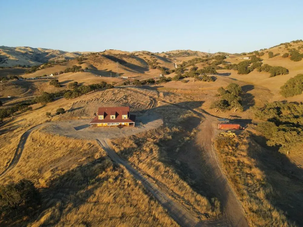 20391 Panoche Road Paicines, CA 95043