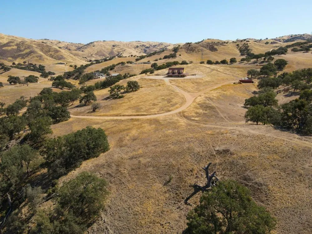 20391 Panoche Road Paicines, CA 95043