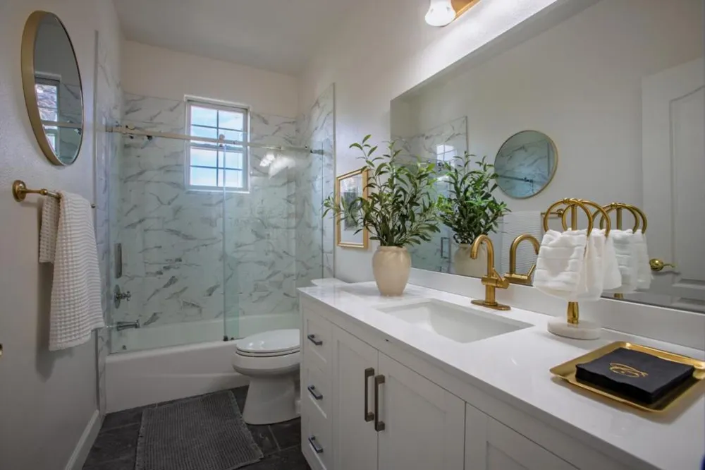 10746 Green Valley Drive Gilroy, CA 95020