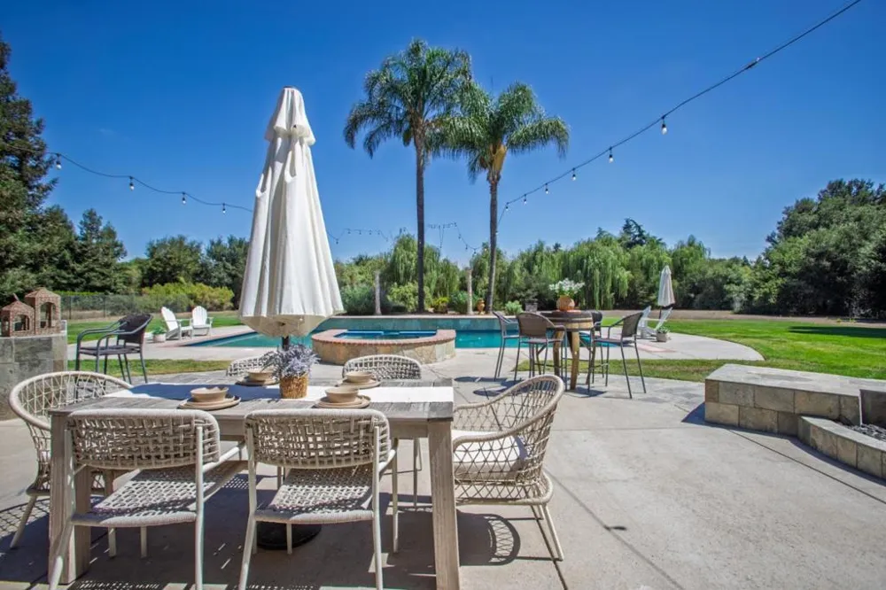 10746 Green Valley Drive Gilroy, CA 95020