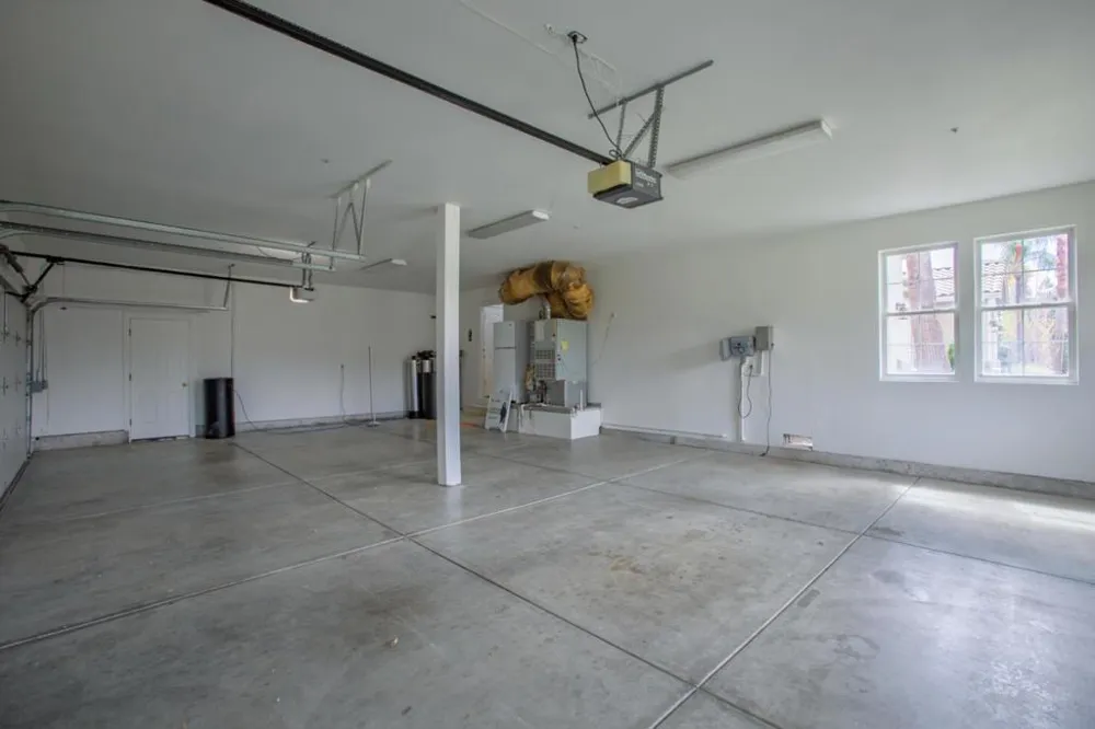 10746 Green Valley Drive Gilroy, CA 95020