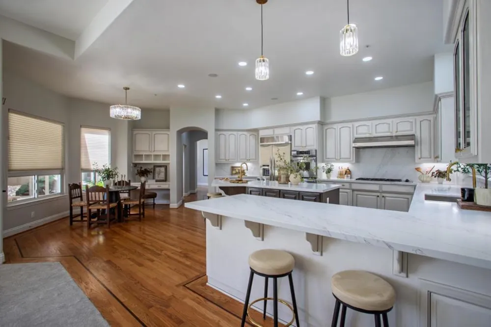 10746 Green Valley Drive Gilroy, CA 95020