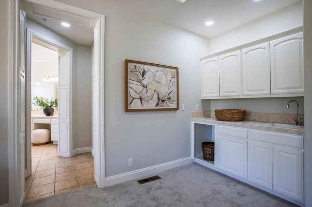10746 Green Valley Drive Gilroy, CA 95020