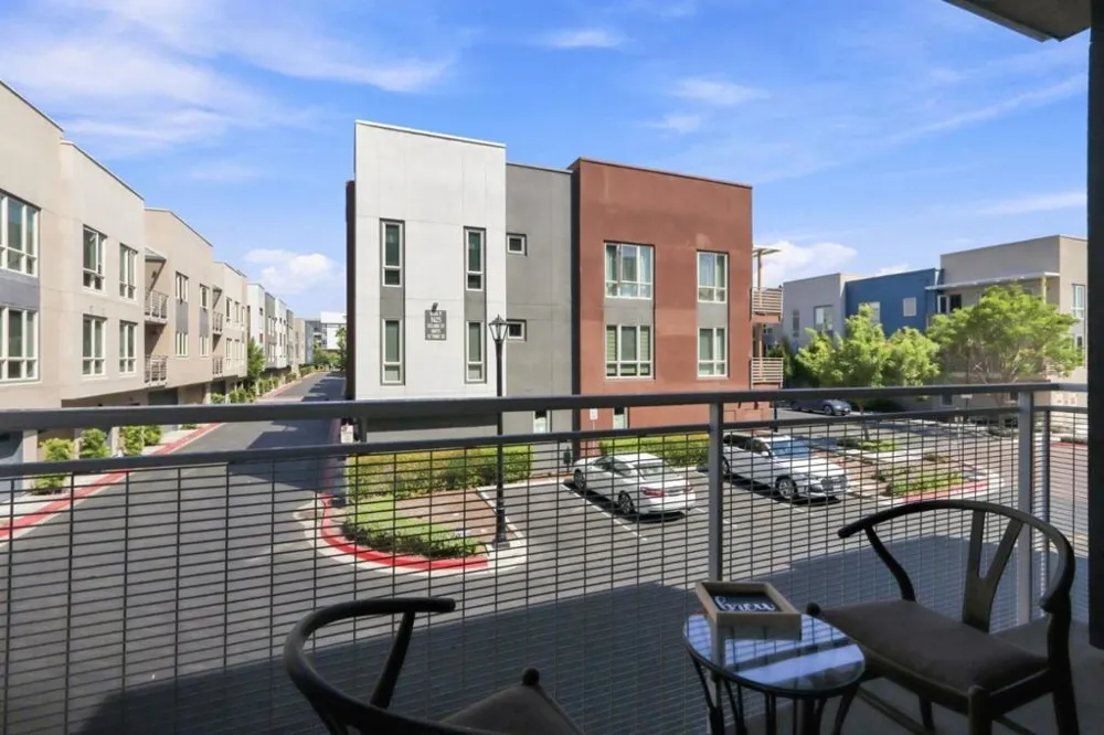 460 Montague Expressway #20 Milpitas, CA 95035