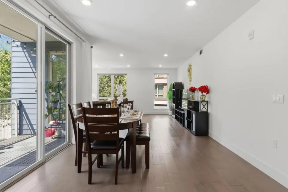 460 Montague Expressway #20 Milpitas, CA 95035