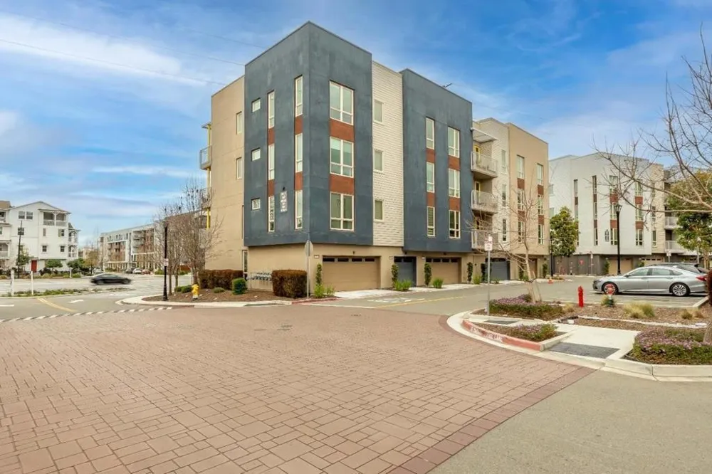460 Montague Expressway #20 Milpitas, CA 95035
