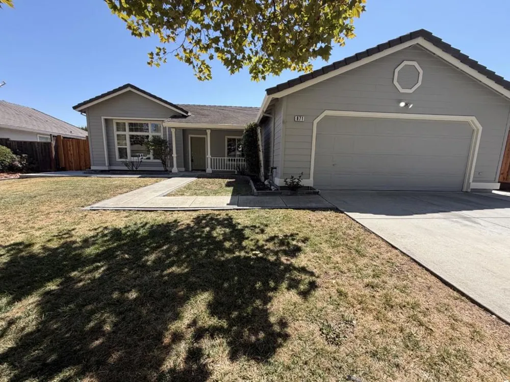 871 Joe Borovich Drive Hollister, CA 95023