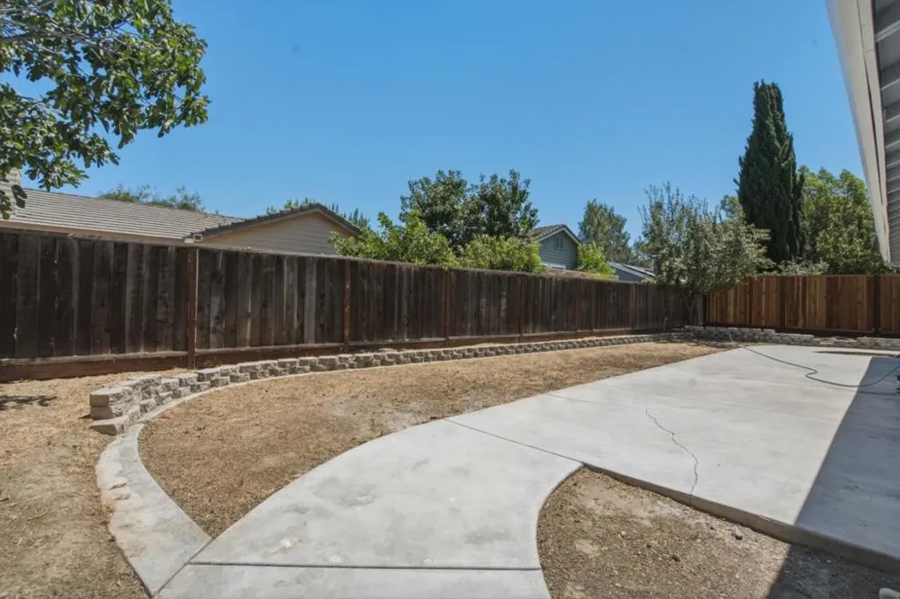 871 Joe Borovich Drive Hollister, CA 95023