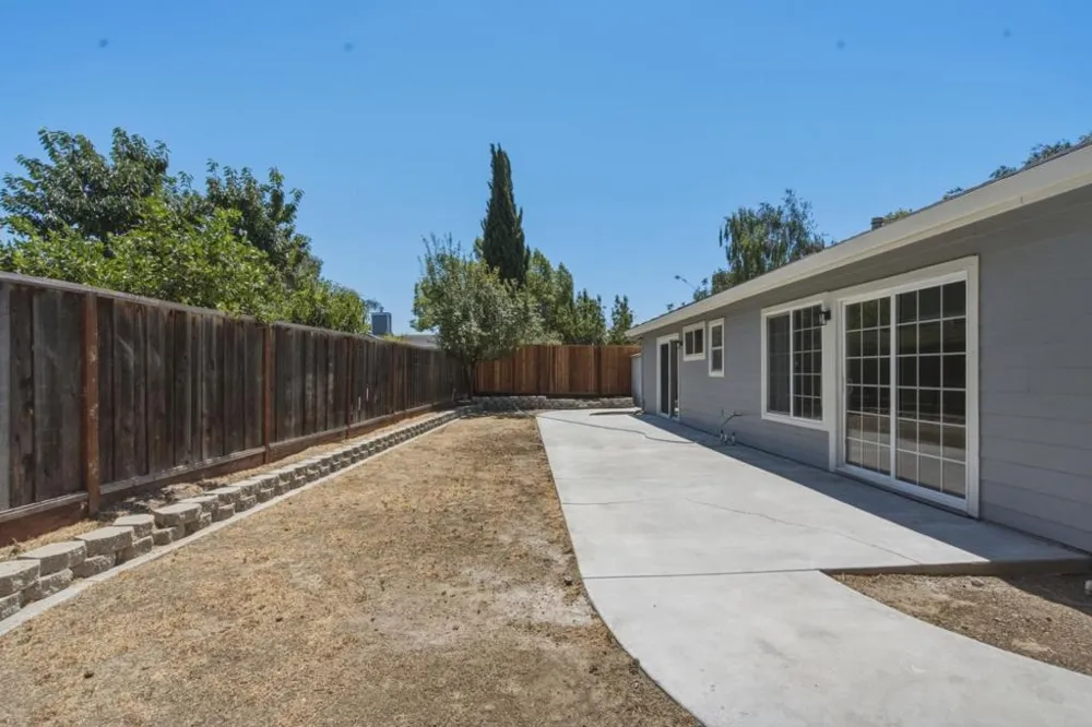 871 Joe Borovich Drive Hollister, CA 95023
