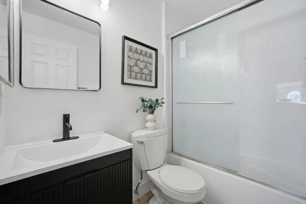 7126 Clarendon Street San Jose, CA 95129