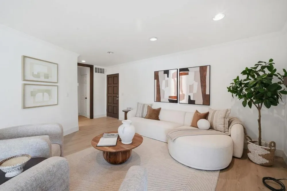 7126 Clarendon Street San Jose, CA 95129