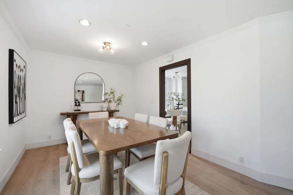 7126 Clarendon Street San Jose, CA 95129