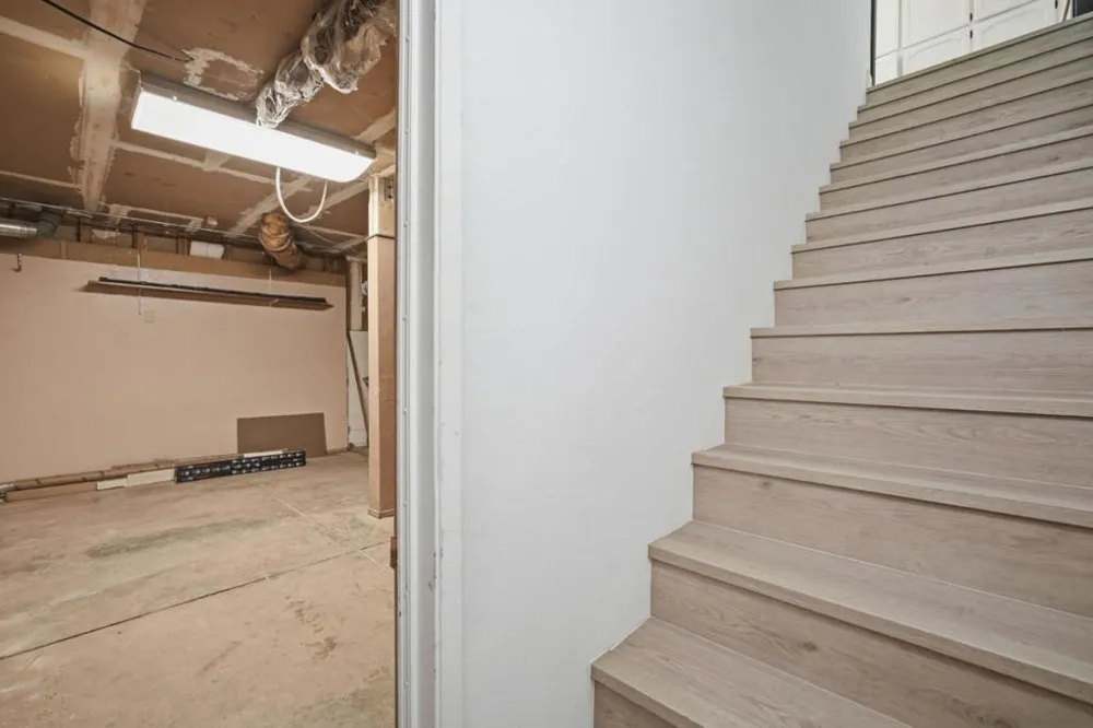 7126 Clarendon Street San Jose, CA 95129