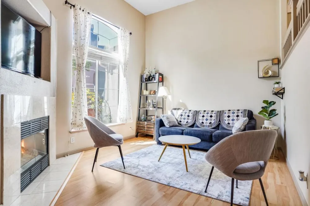 984 Goodacre Lane San Jose, CA 95125