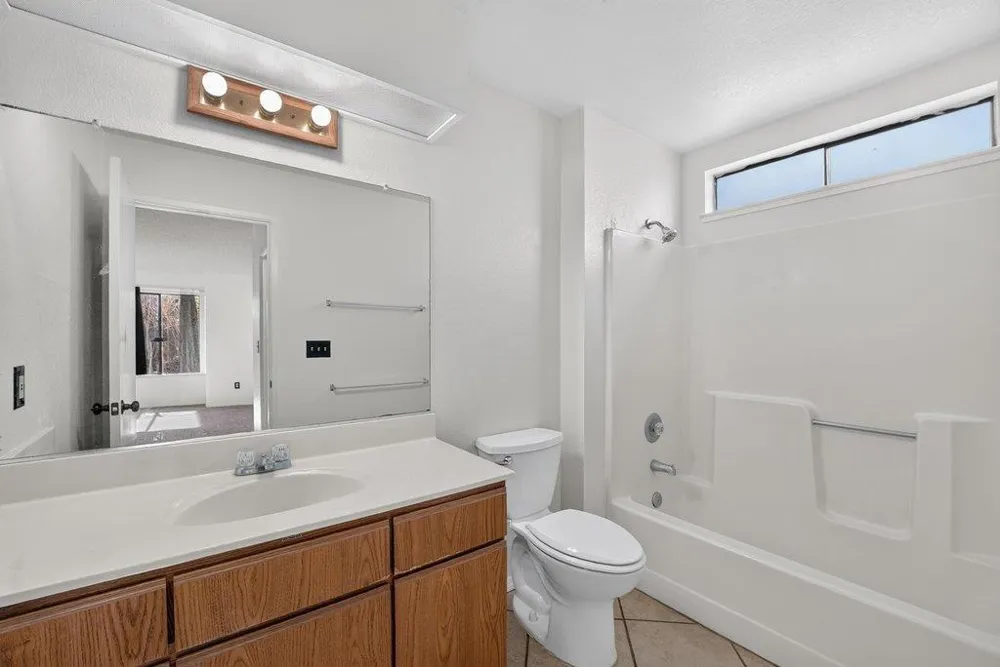 2426 Main Street #B Salinas, CA 93906