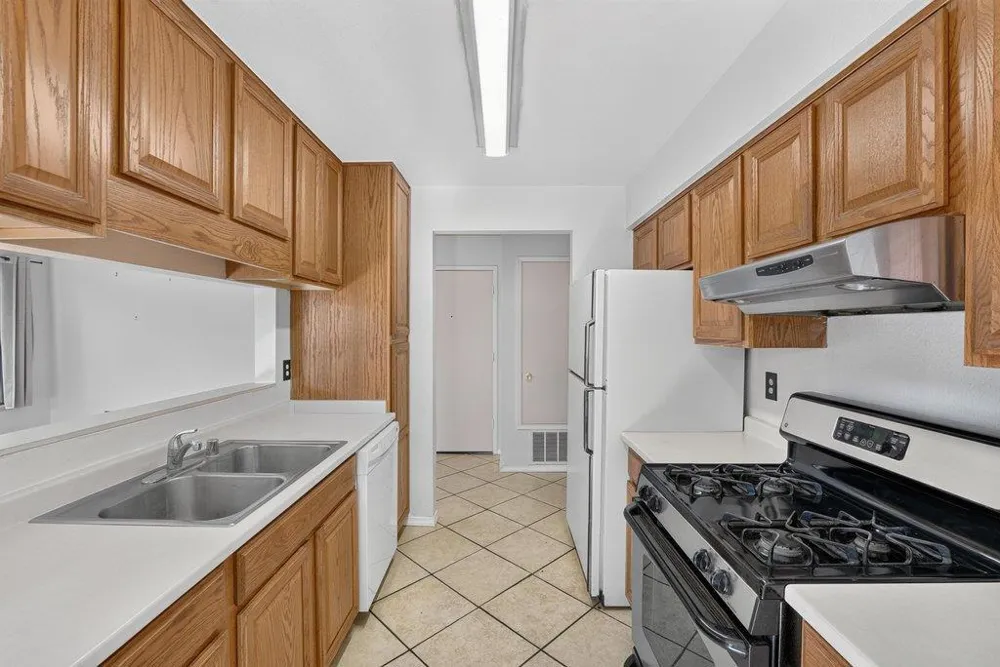 2426 Main Street #B Salinas, CA 93906