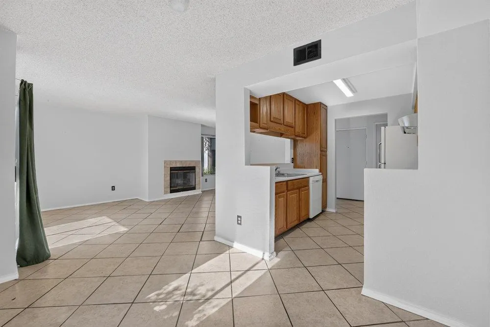 2426 Main Street #B Salinas, CA 93906
