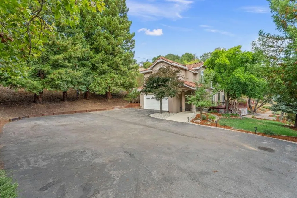 13930 Sheila Avenue Morgan Hill, CA 95037