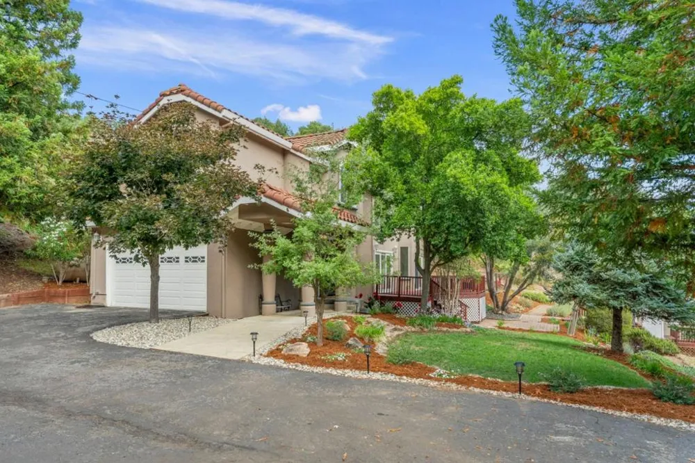 13930 Sheila Avenue Morgan Hill, CA 95037
