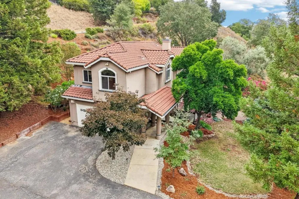 13930 Sheila Avenue Morgan Hill, CA 95037