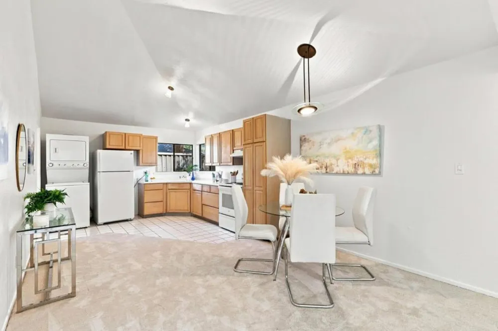 156 W Dunne Avenue Morgan Hill, CA 95037