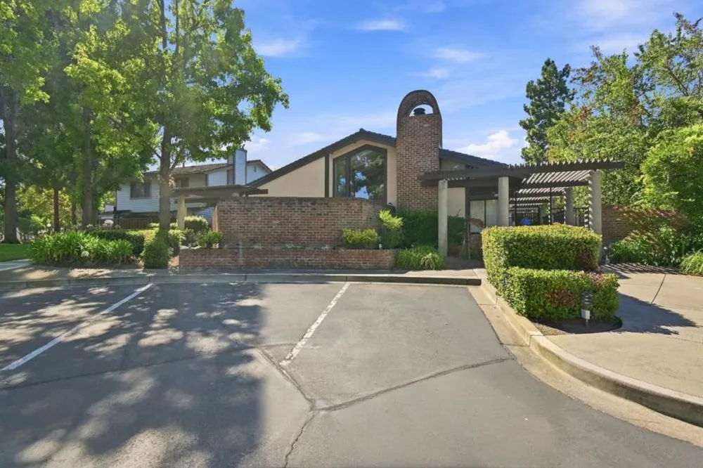 6274 Joaquin Murieta Avenue #A Newark, CA 94560