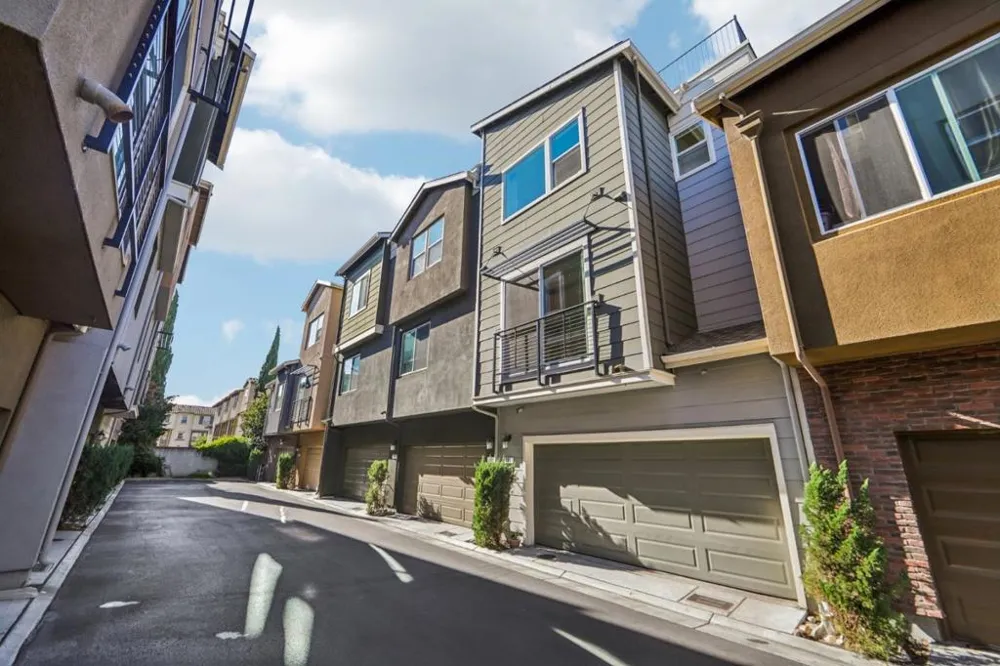 391 Charles Morris Terrace Sunnyvale, CA 94085