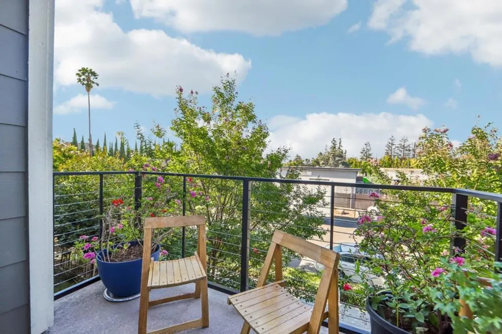 391 Charles Morris Terrace Sunnyvale, CA 94085