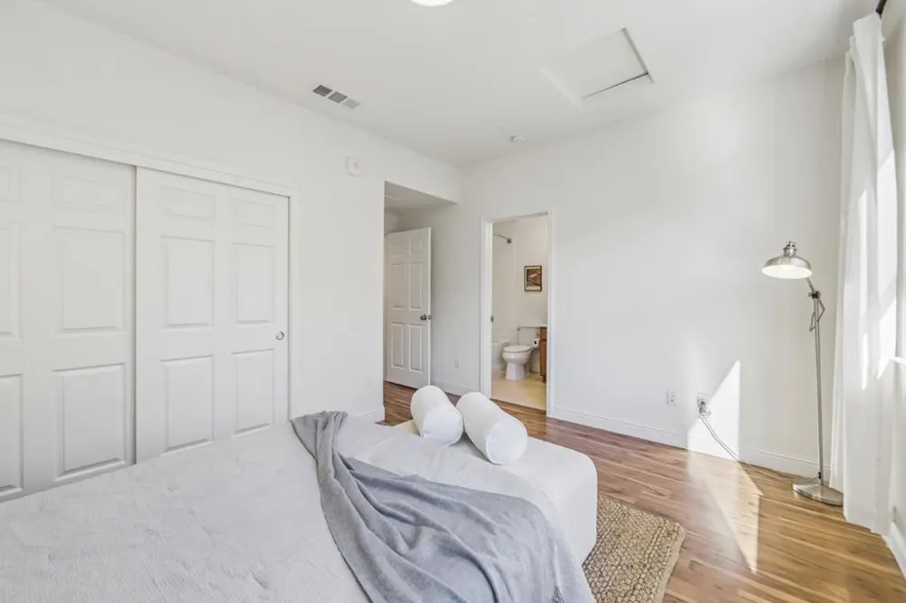 391 Charles Morris Terrace Sunnyvale, CA 94085