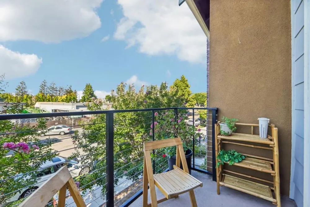 391 Charles Morris Terrace Sunnyvale, CA 94085
