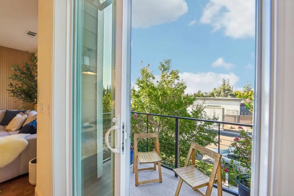 391 Charles Morris Terrace Sunnyvale, CA 94085