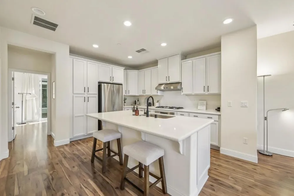 391 Charles Morris Terrace Sunnyvale, CA 94085