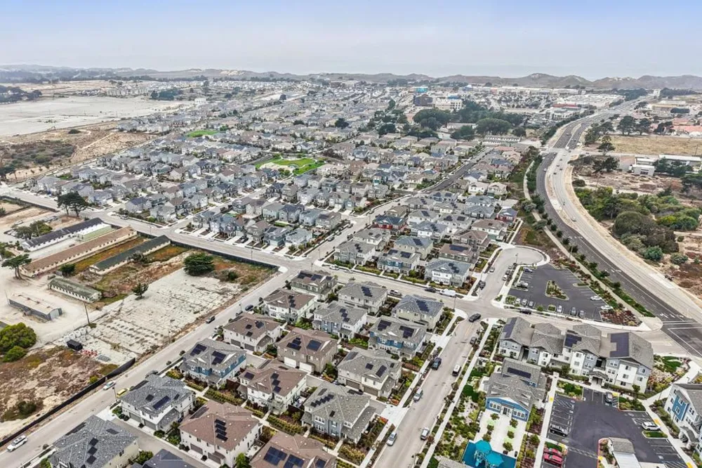 2797 Telegraph Boulevard Marina, CA 93933