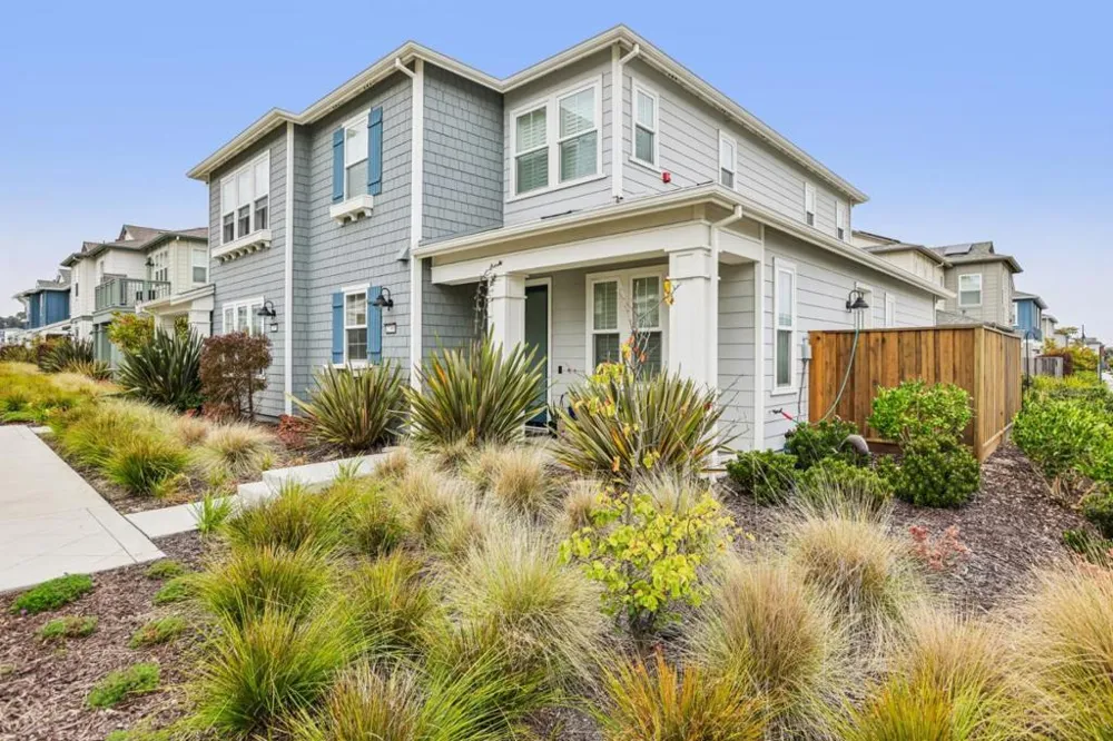 2797 Telegraph Boulevard Marina, CA 93933