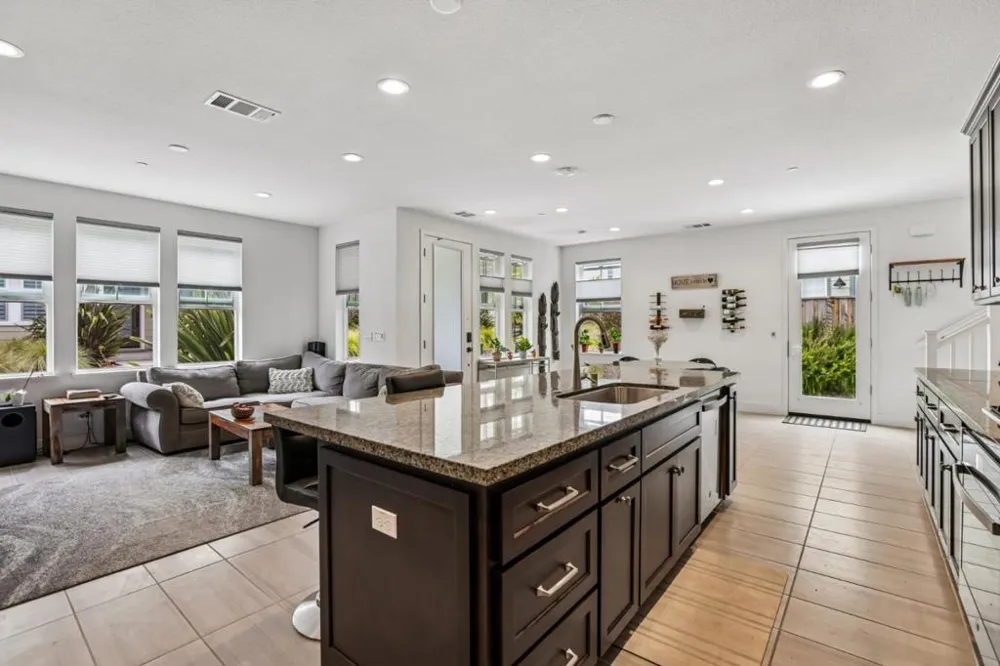 2797 Telegraph Boulevard Marina, CA 93933