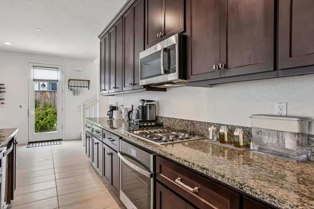 2797 Telegraph Boulevard Marina, CA 93933