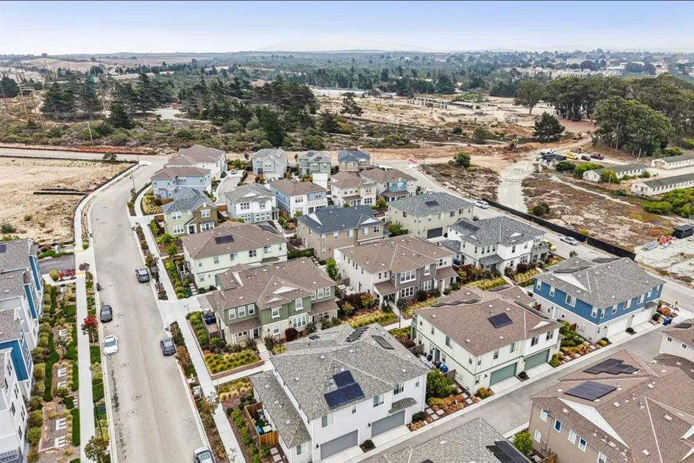 2797 Telegraph Boulevard Marina, CA 93933