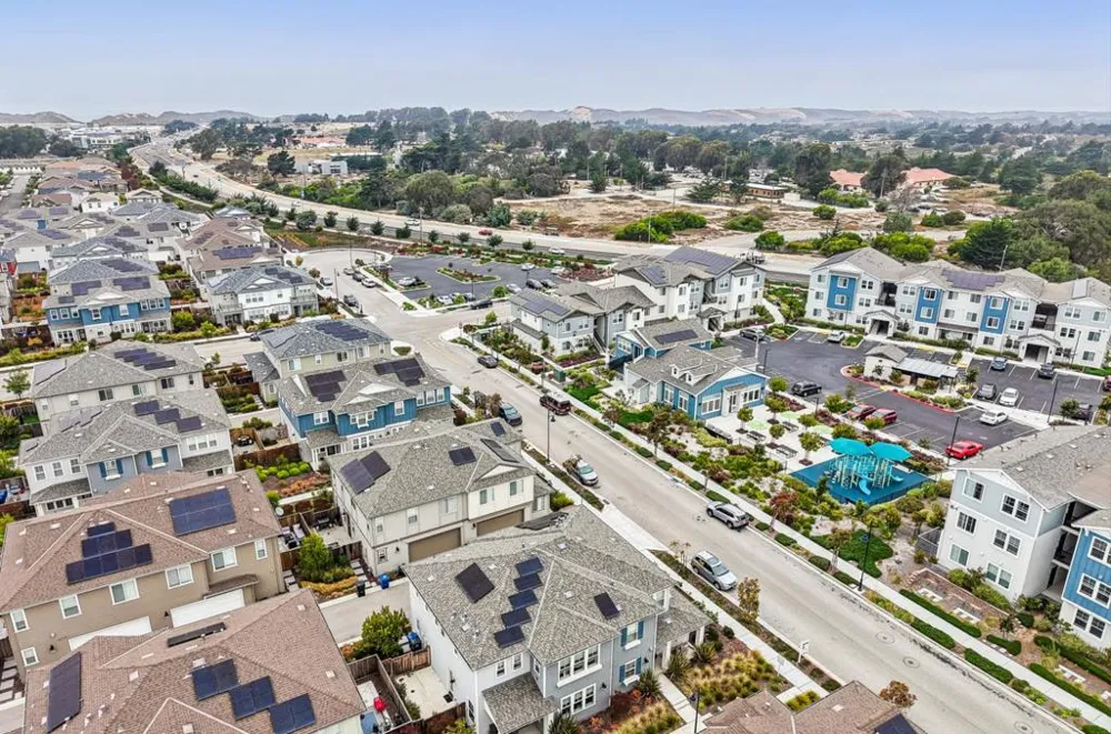 2797 Telegraph Boulevard Marina, CA 93933