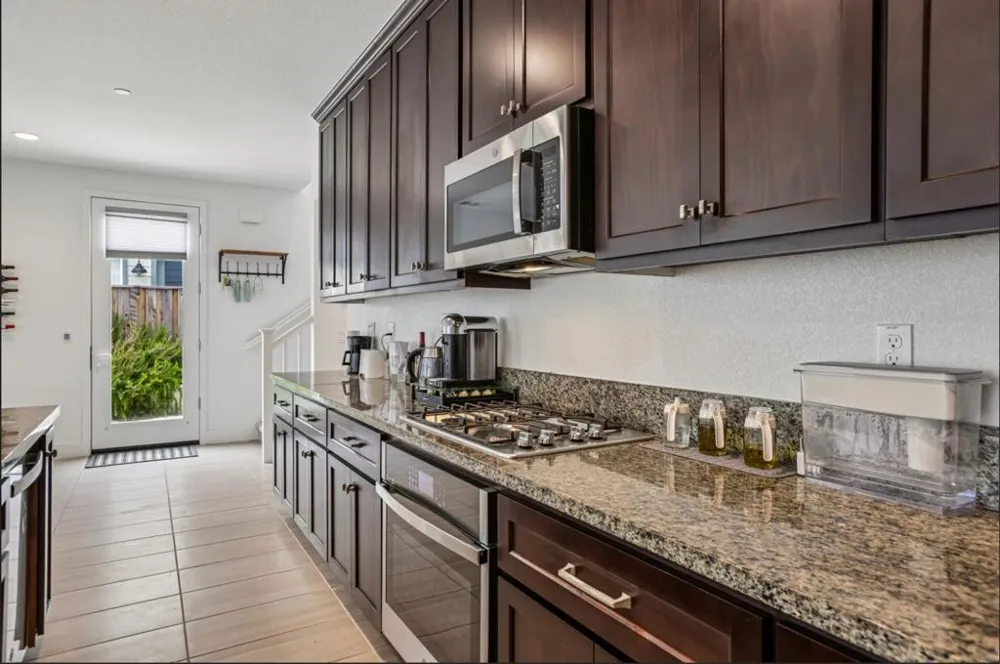 2797 Telegraph Boulevard Marina, CA 93933