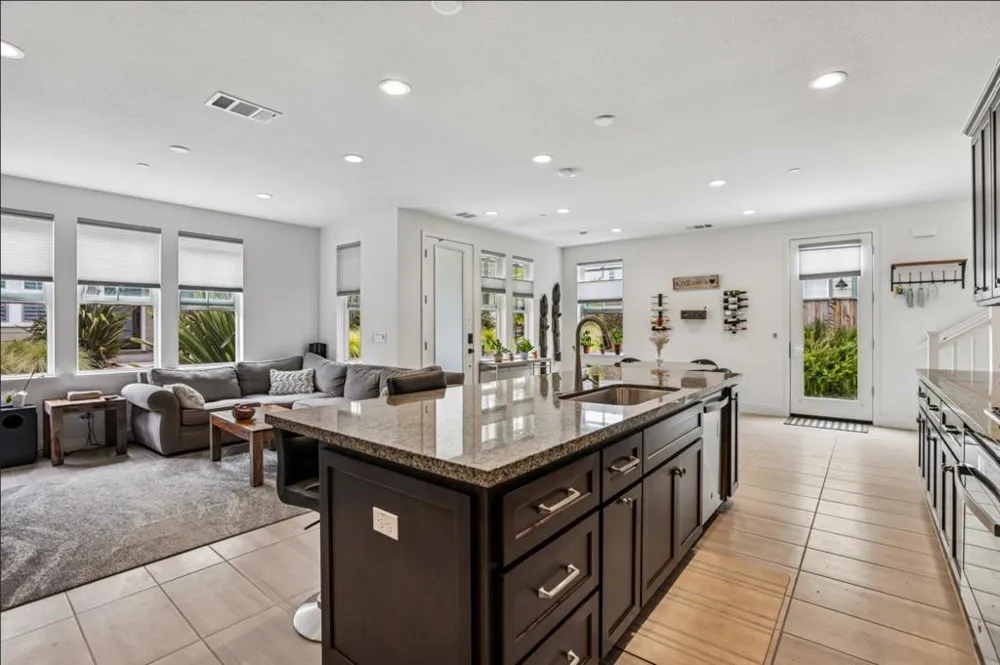 2797 Telegraph Boulevard Marina, CA 93933